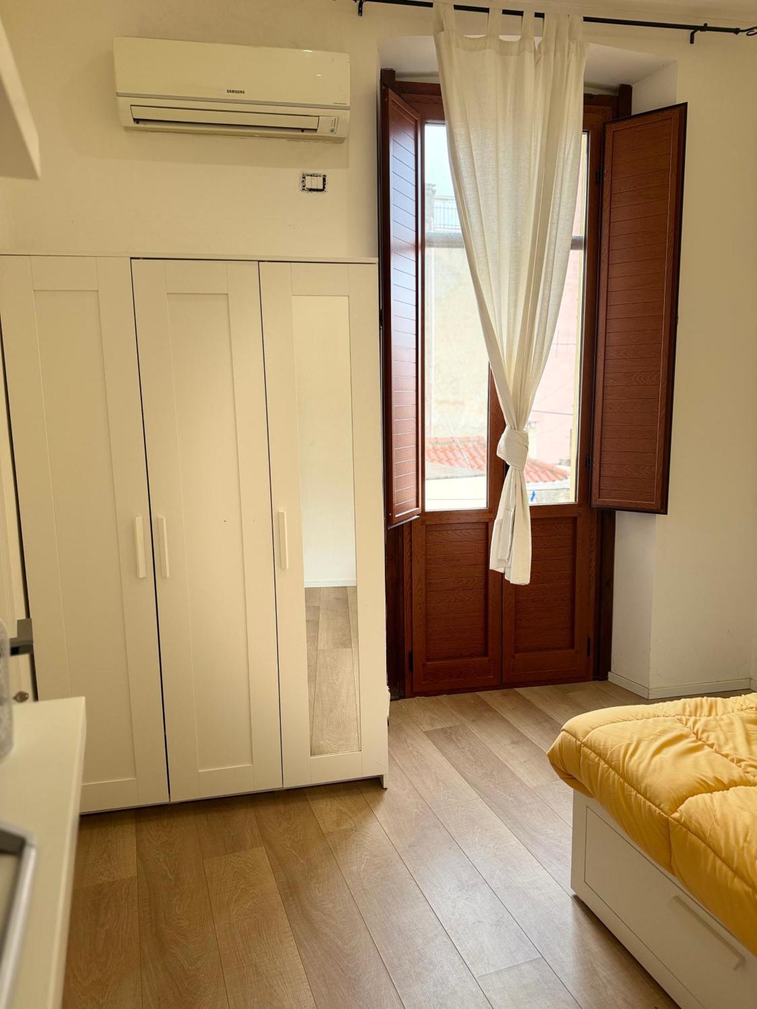Fl Apartments Nel Corso Cagliari Exterior foto
